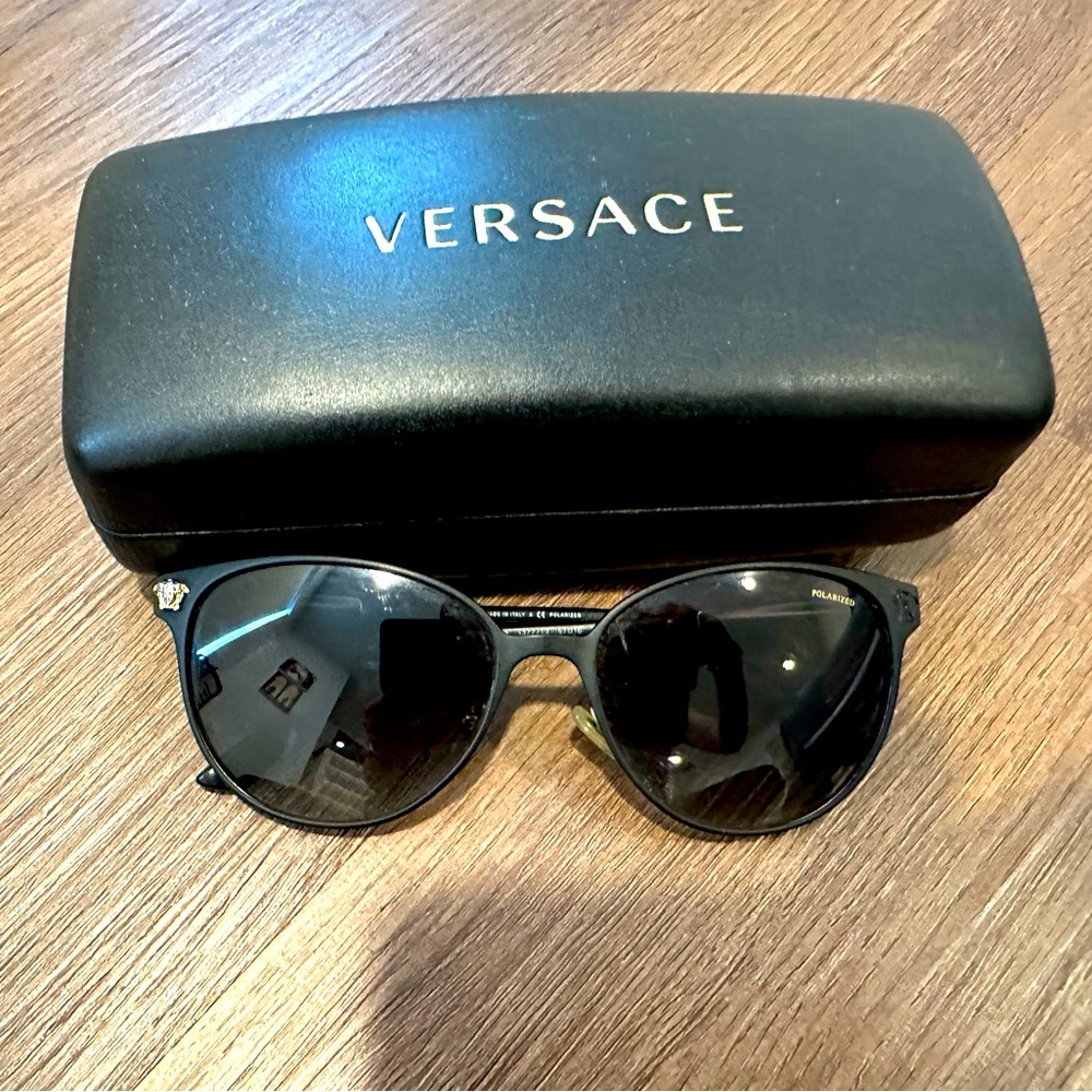 Versace polarized sunglasses 2020 black and gold